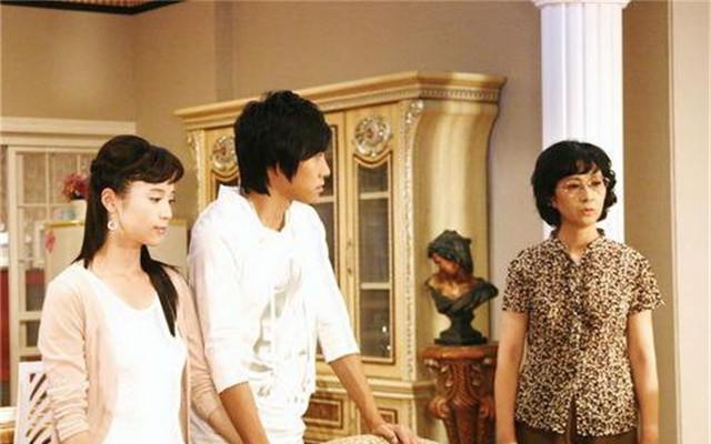 「常飞亚」(常飞亚年薪多少)