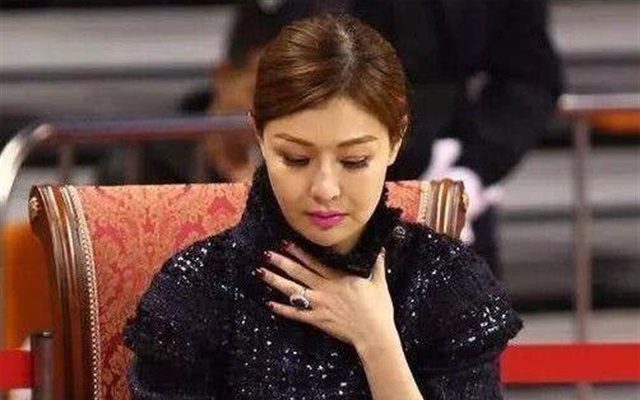 「宏远老板娘」(吴迪宏远老板娘)