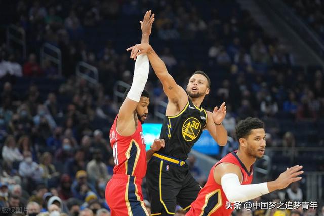 nba今日比赛，快船在半场落后10分的情况下