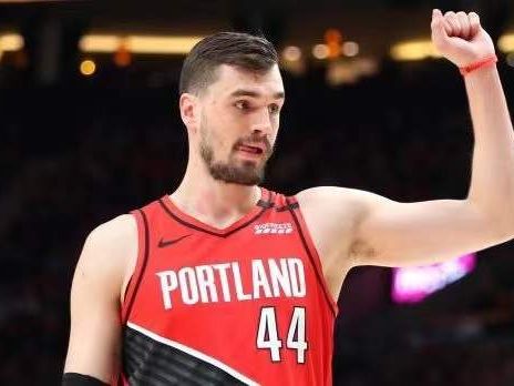 nba全明星mvp：霍华德只打了40分钟就被换下
