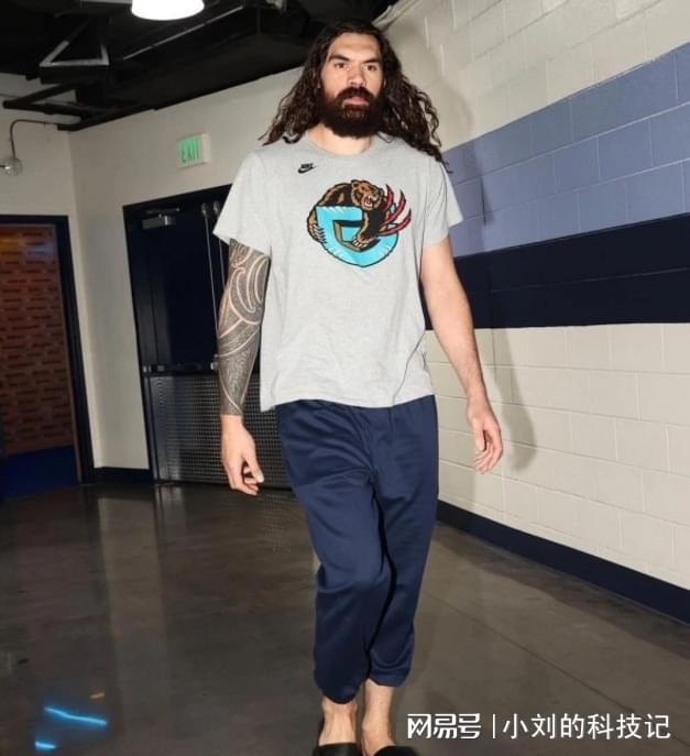 nba什么意思？亚当斯将缺席接下来的比赛，亚当斯在新疆队场均只能贡献17