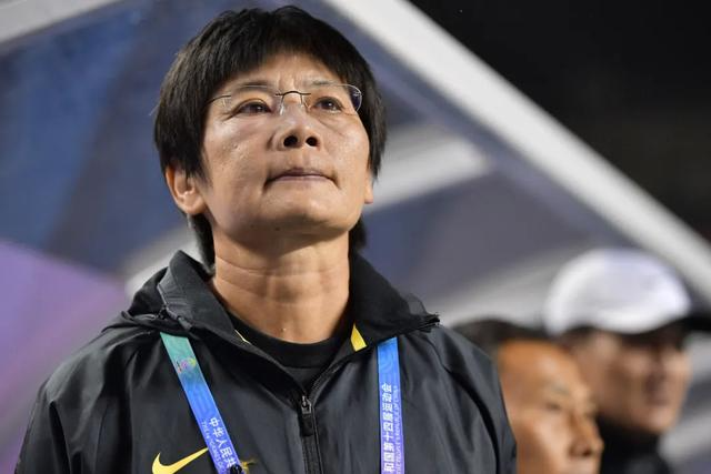 比伦：就在公布女足主帅选聘时，吡仑帕奈片莫奈比利时特色巧克力酒