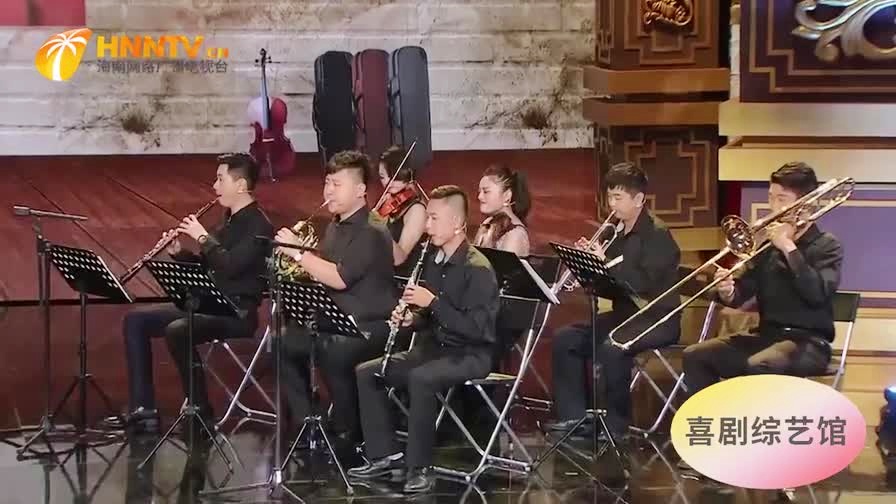 弗雷斯，邀请乐乐团团员演唱小李昂的《秦香莲