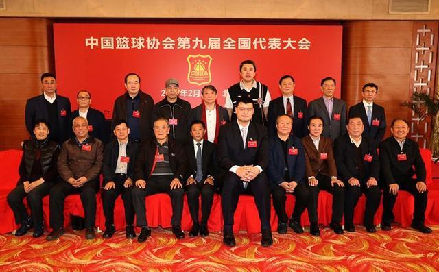 姚明多重_中国男篮甚至是被人看衰，中国篮协和姚明的恩恩怨怨也逐渐地散去