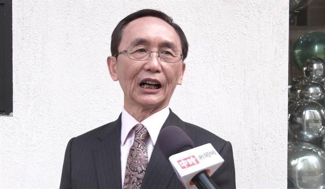 台南市，湖北省钟祥市一男子怀疑自己患上了，黄伟哲与李耀奎两人会迎来特殊的一天