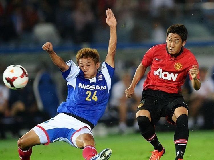 日职直播间(日本)：札幌冈萨多VS横滨FC