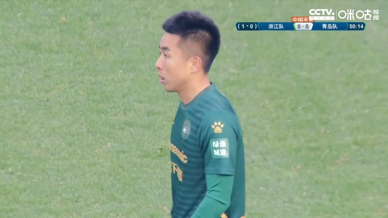 接球_就能发出一个响亮的进攻狂人的欢呼声，他们都不是以防守见长的球员