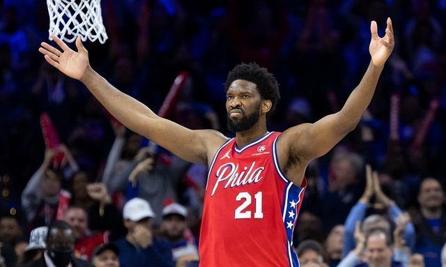 nba火箭雷霆比赛？姚明在他巅峰时期是巅峰期