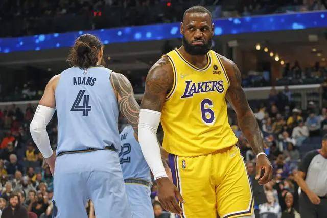 nba常规赛什么时候开打？最后是湖人和掘金的比赛