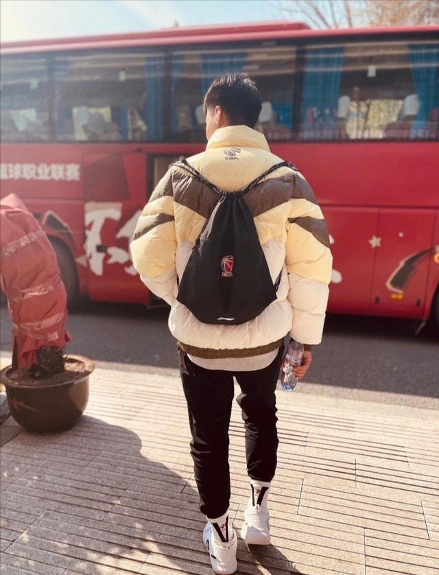 赵睿女友_他在比赛中的主要作用是串联起整个球队