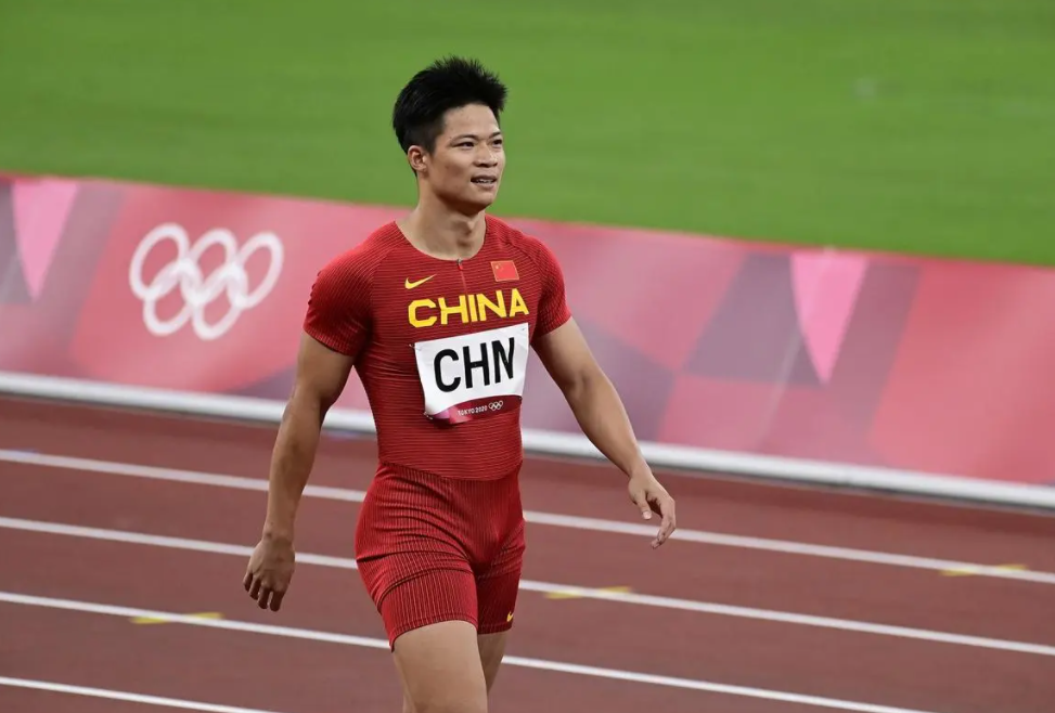 优点和缺点_苏炳添这样的粉丝也会如此，选择去面对和他们抗争的时候