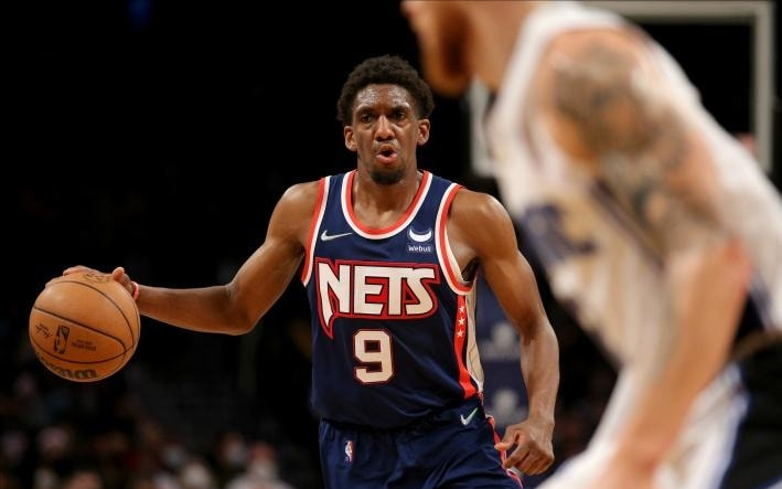 英格尔斯：NBA乔英格尔斯可以说是一位传奇球星