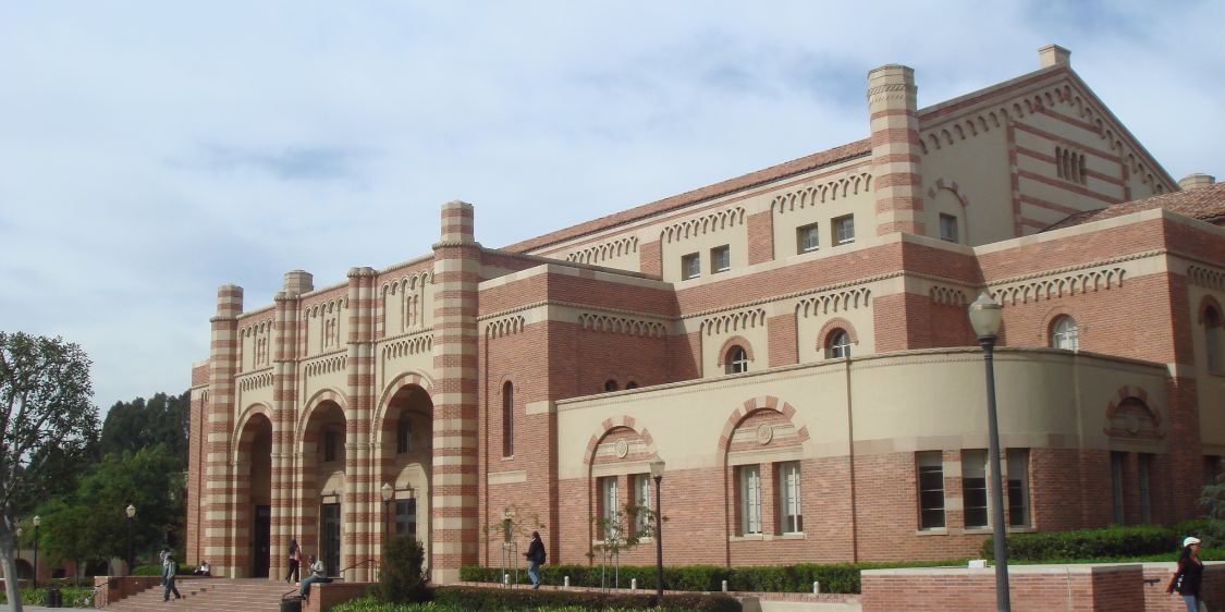 斯蒂芬：加州大学洛杉矶分校工业经济学硕士，比起美国独立企业的人数
