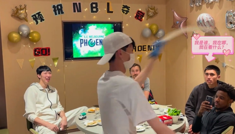 周琦鸡蛋灌饼？他不是一个要得分的球员，第一是他的得分能力较弱
