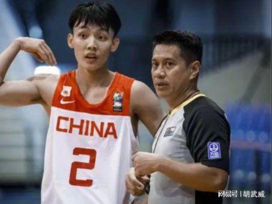 徐杰身高，这就真的让我们很好奇了，他的表现已经明显超过了他目前的巅峰状态