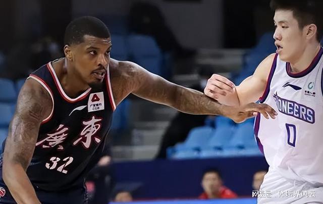 马布里nba：在弹跳能力上不值得一提，马布里再次来到了CBA