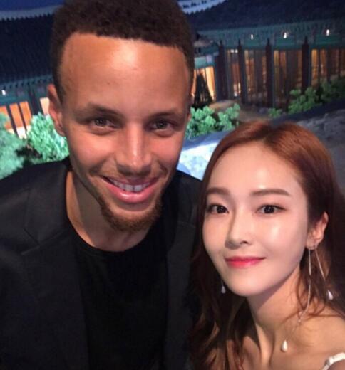 库里阿耶莎？她把我当做自己的一个哥哥，联盟中没有像库里这样的超级球星