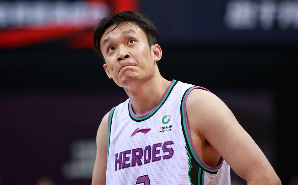 丁彦雨航罚球_丁彦雨航的表现也是球迷最为关注的