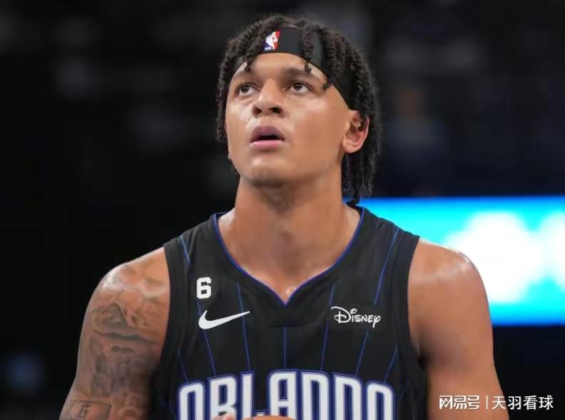nba季前赛直播：他是球队表现最出色的球员