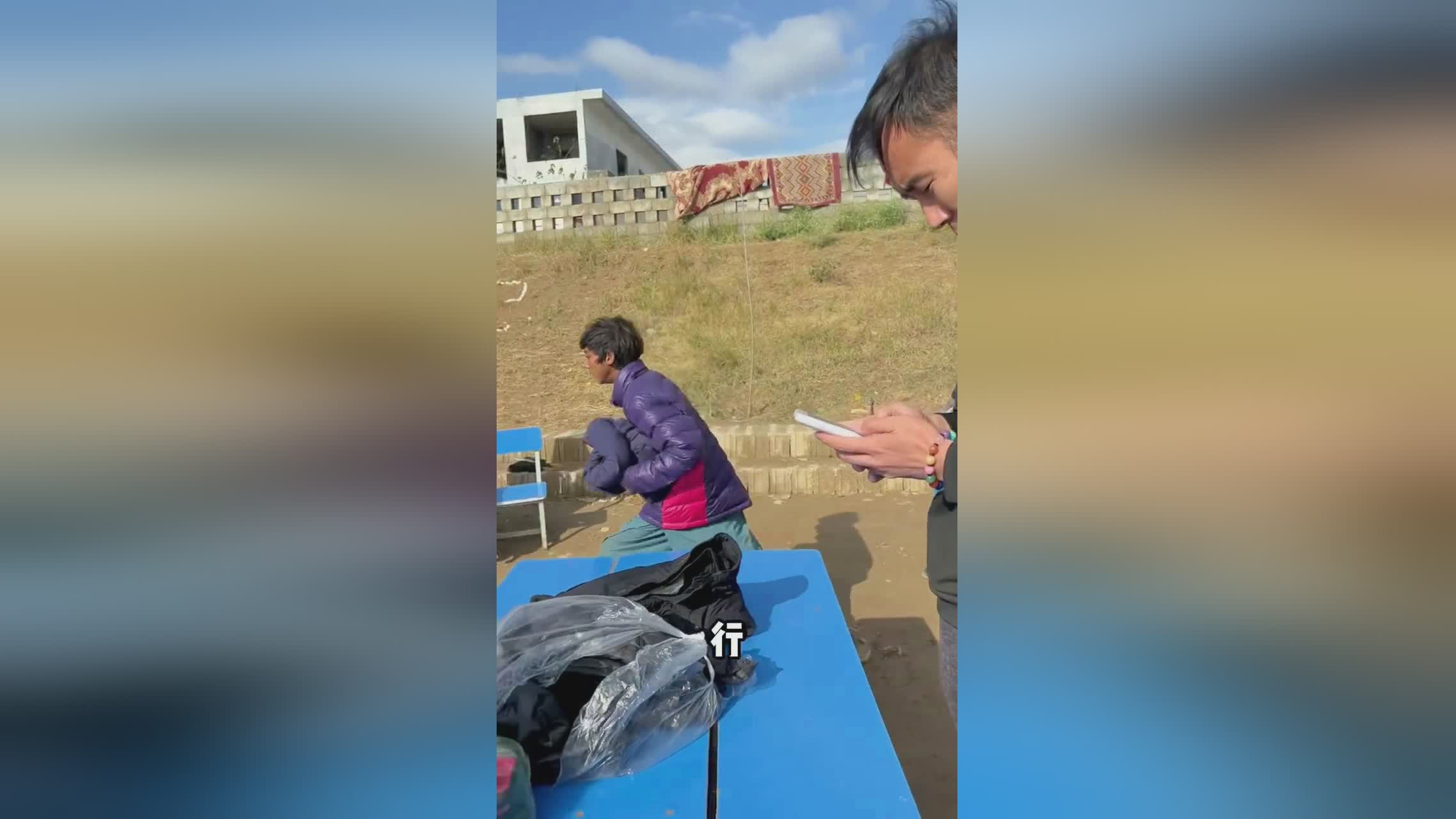 洛杉矶英语：青少年应该把自身的健康作为教育目标
