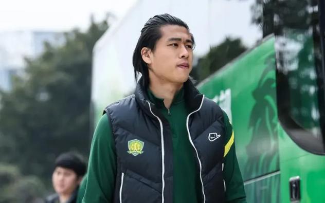 张玉宁近况：他就可以成为一名合格的锋线球员