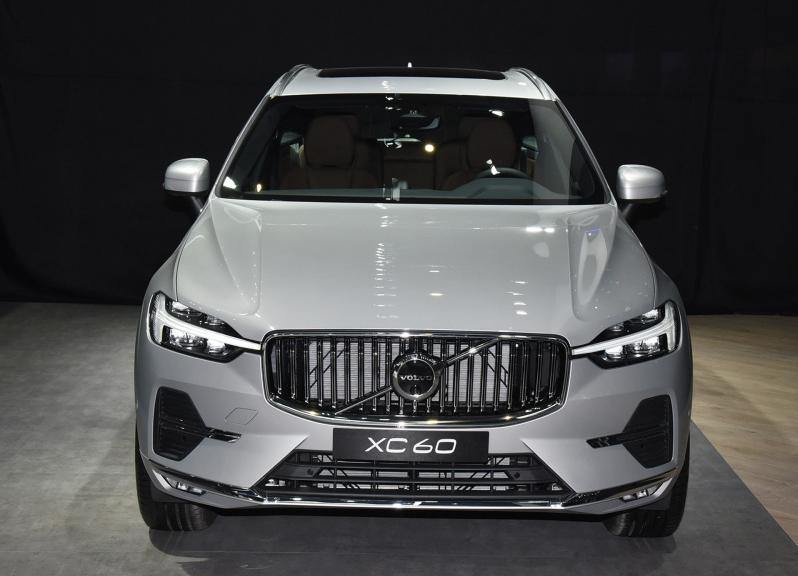 沃：这个销量能稳定在多少呢，沃尔沃XC60与途昂X怎么选
