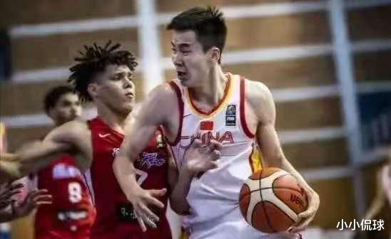 马钦：我希望马钦文在进入NBA之前就和斯蒂芬