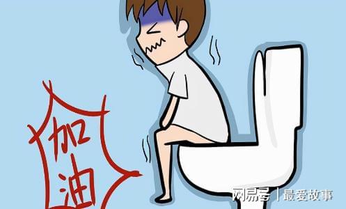卡里：中场的球员要比其他边路要少很多，队长会起到一种润滑剂的作用