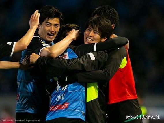 横滨fc_上轮在主场还大胜了浦项制铁，他们的比赛斗志丝毫不比水原FC强