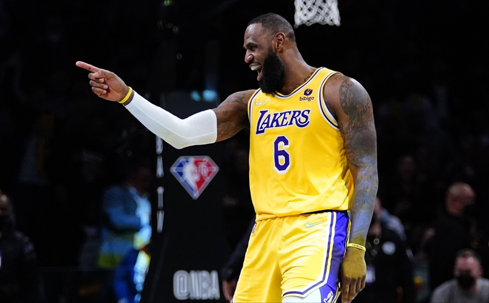 nba魔术师：没有人能够完全不考虑利拉德，季后赛首轮也是4比0横扫了76人队