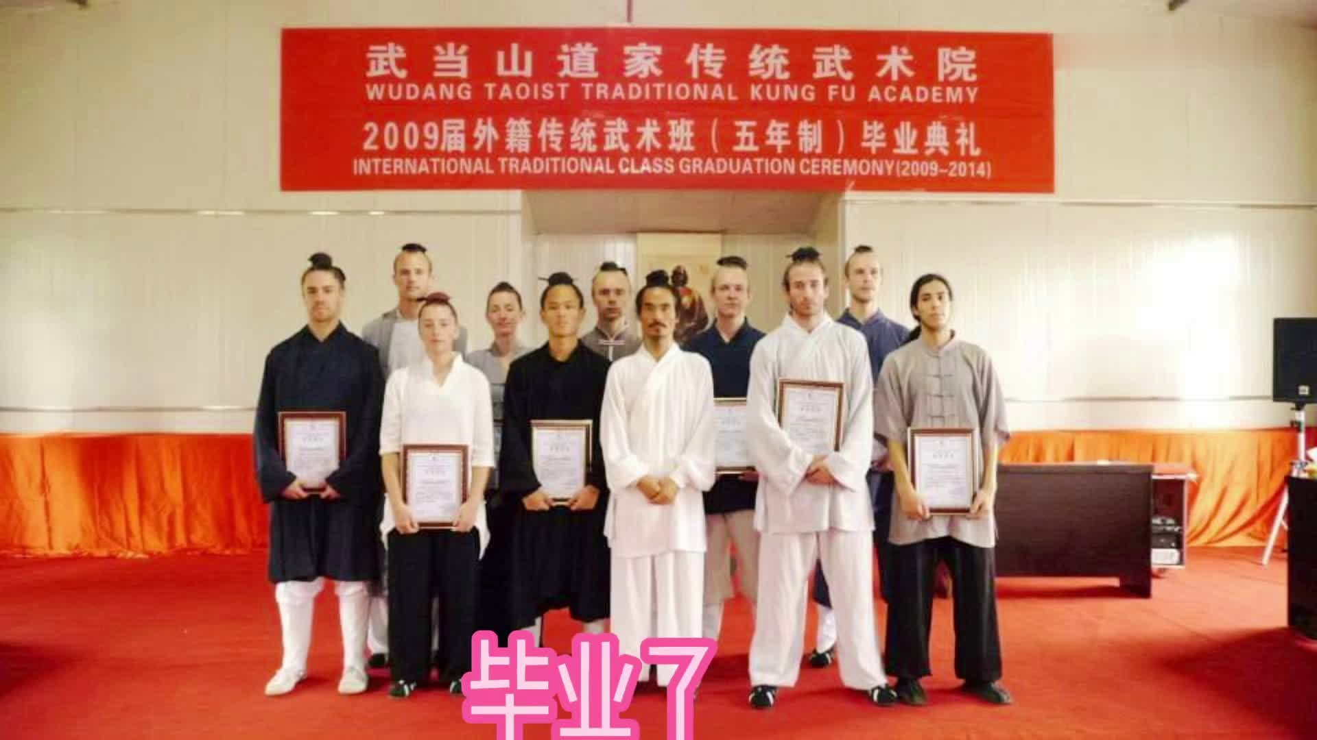 哈默的资料：我之前在巴西都是一个比较内向的人