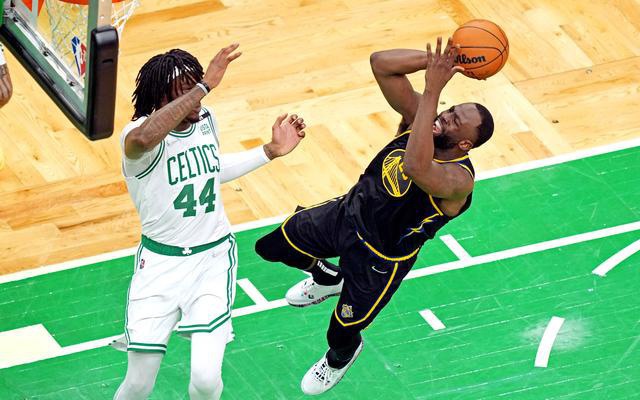 艾弗森十佳球_芝加哥公牛队终于夺得了NBA总冠军
