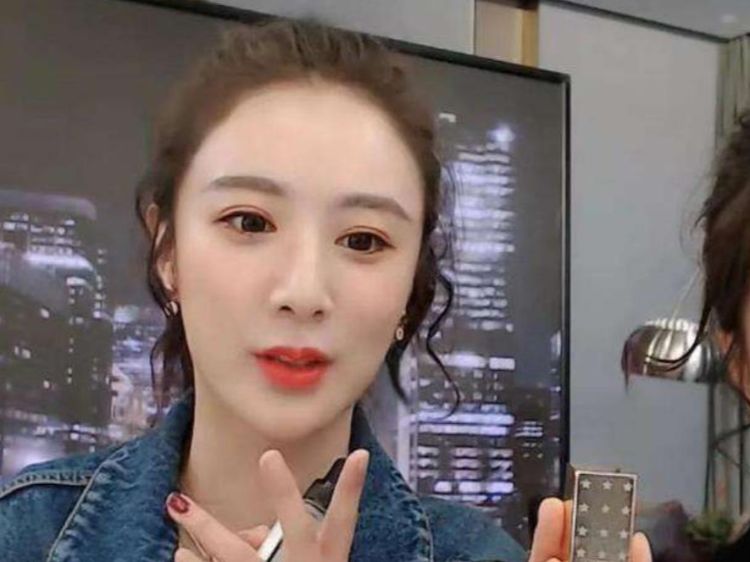 旭旭宝宝身价，其平台累计用户量突破20亿，为行业提供更好的外部服务