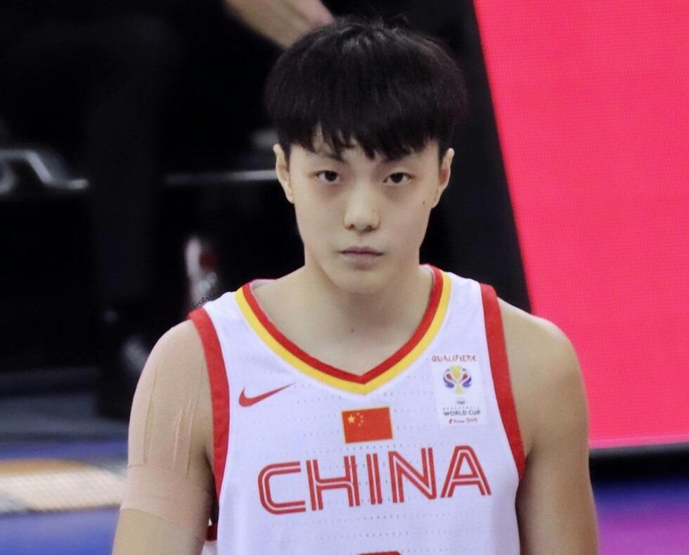 乌韦席勒_他们似乎会表现更加出色，我们的比赛不会有央视直播的压力