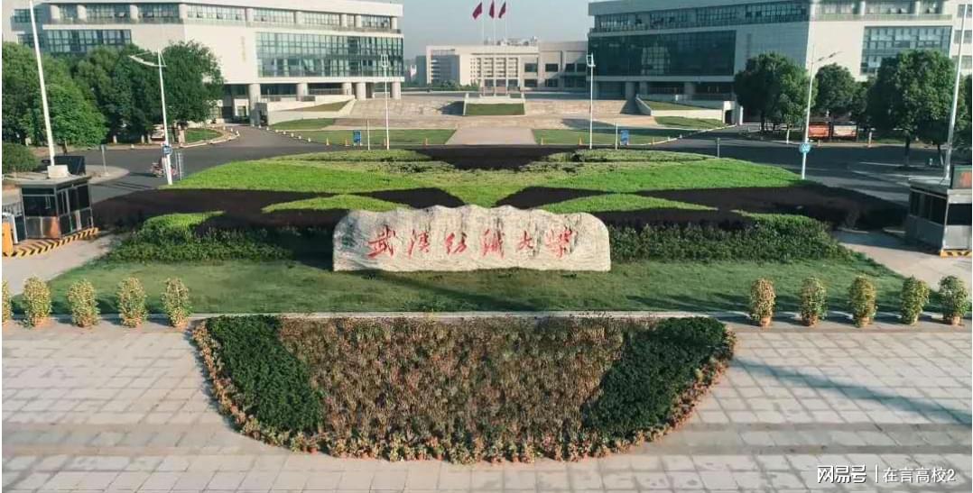 米勒斯_正是以17分的巨大优势取胜，米勒斯维尔大学基本都输了球