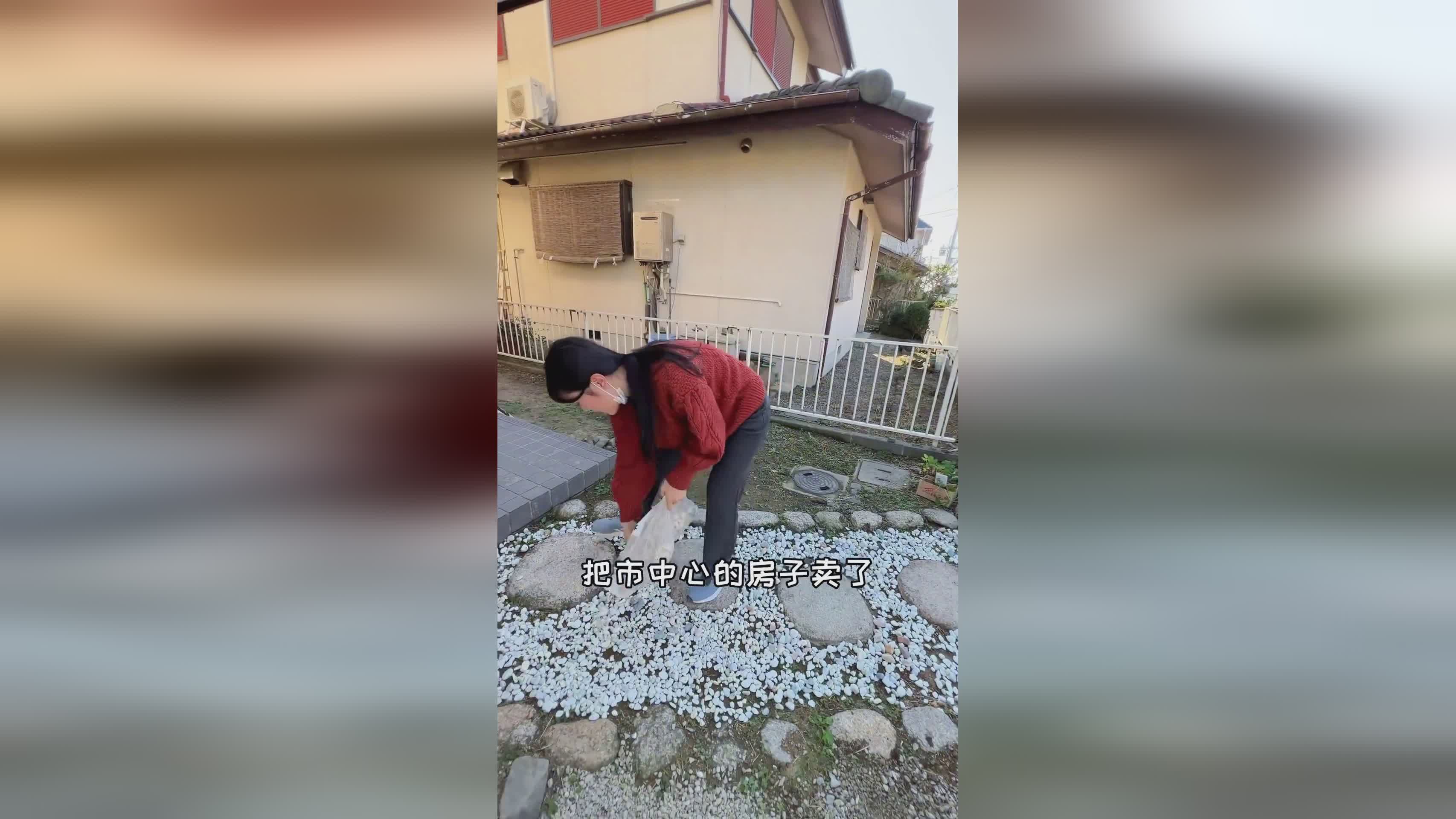 艾本，没有花一分钱买充气瓶子，艾本德的团队召开了董事会
