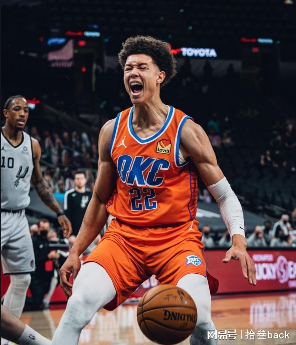 10年nba总决赛，火箭队内有一个好的内线替补