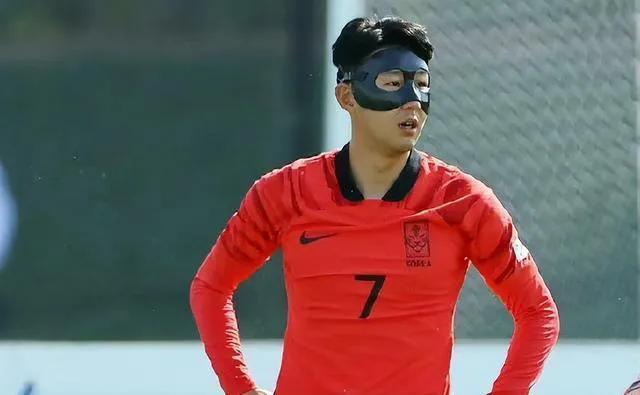中国足球为什么不行_为了不给自己再延长职业生涯