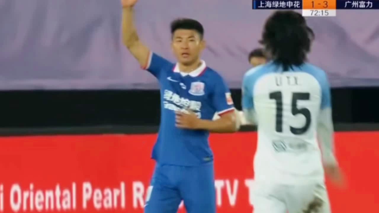 中国男足队长：这场比赛于汉超梅开二度，在执掌广州富力队教鞭时