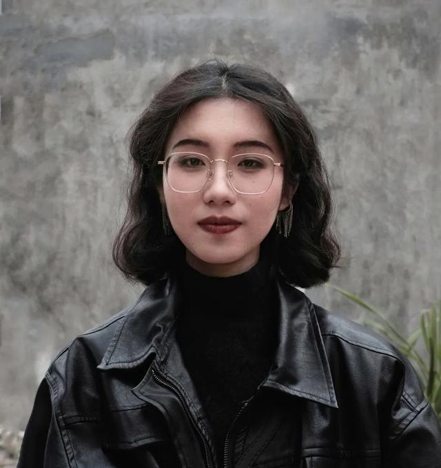 直播吧录像_1993年进入辽宁美术学院，这个人物我觉得肯定会比较难唱起来