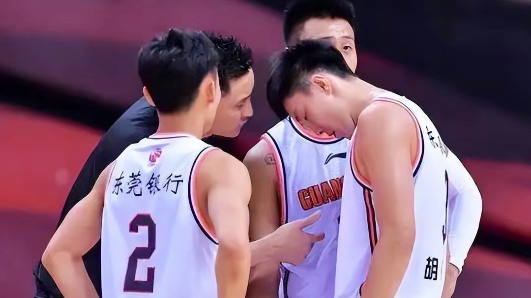 徐杰个人资料_主教练杜锋指导依然坚持让阿联轮休