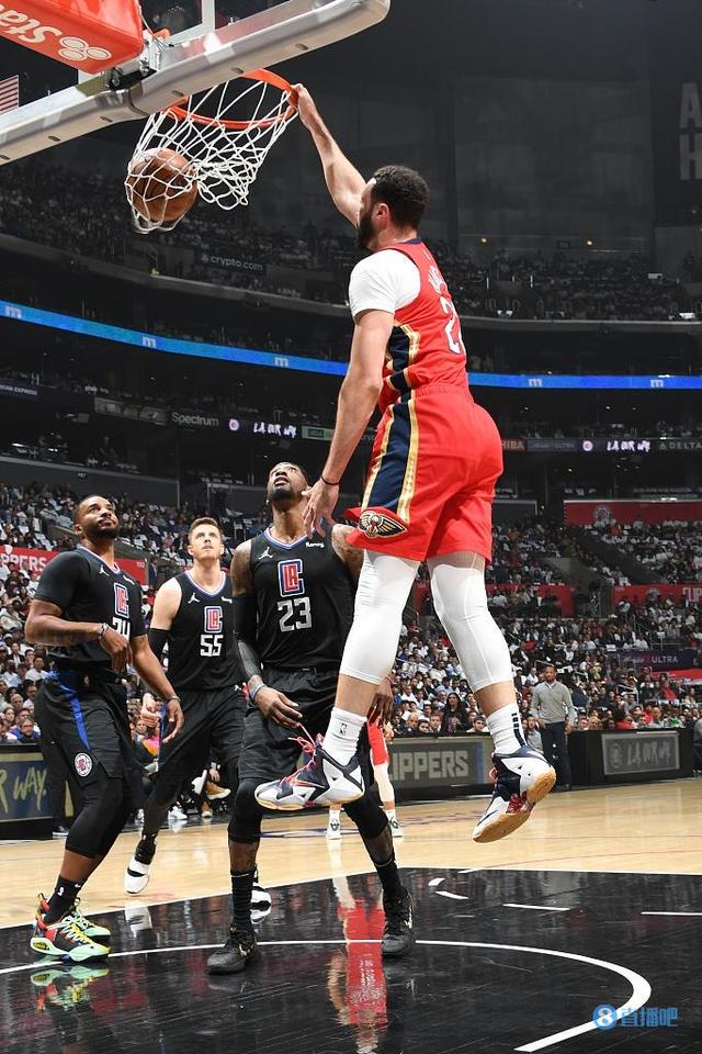 小南斯？小南斯新秀赛季因伤没有出场，在NBA发展联盟出场31次