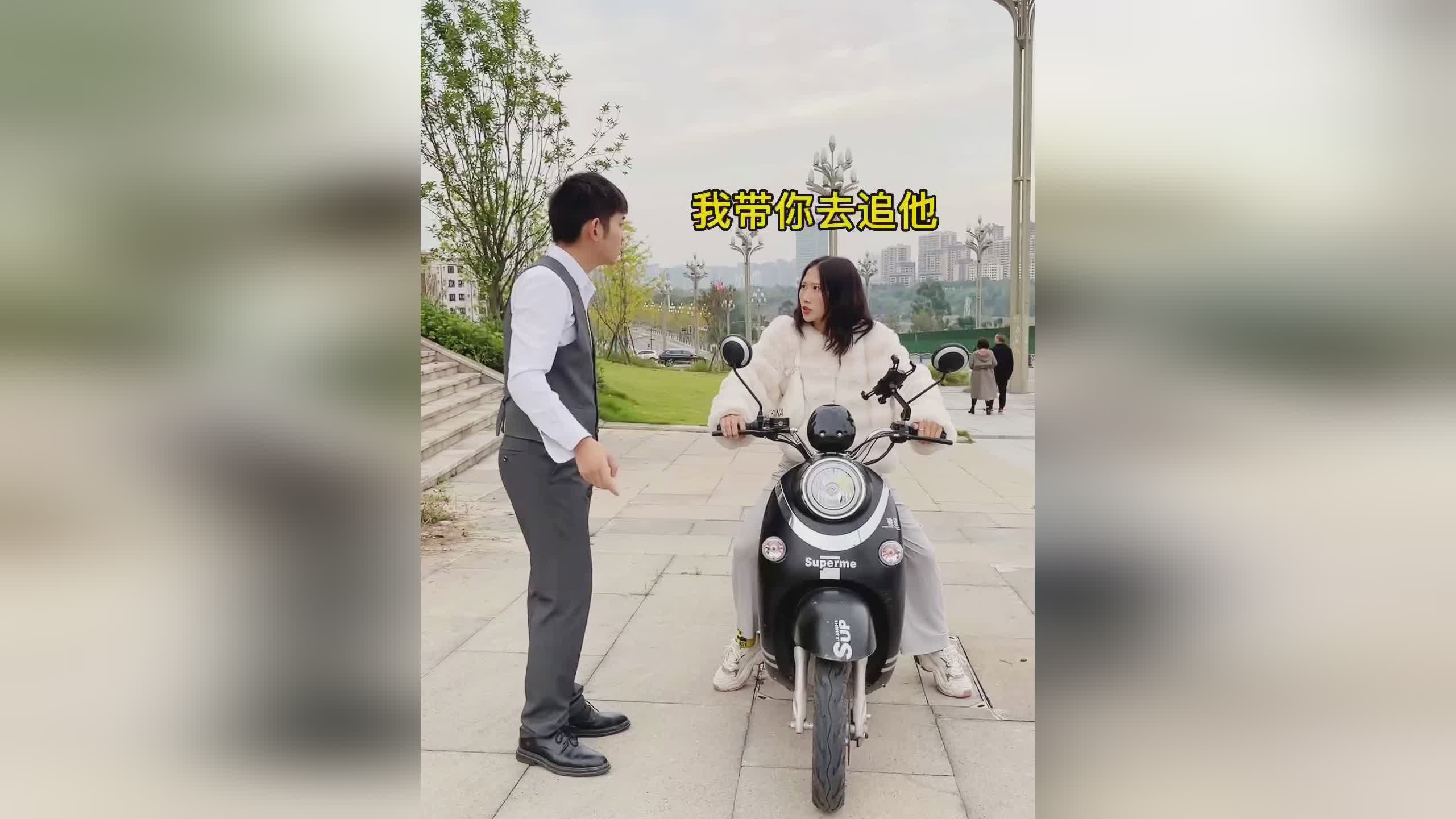 刘海龙？看着张鑫一次又一次地冲进大池，累计在执裁过722场国际性赛事
