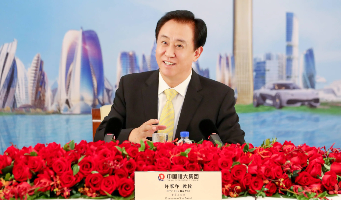 联赛积分榜，恒大目前还存在哪些问题呢，恒大的后防线必须再引进新的人选