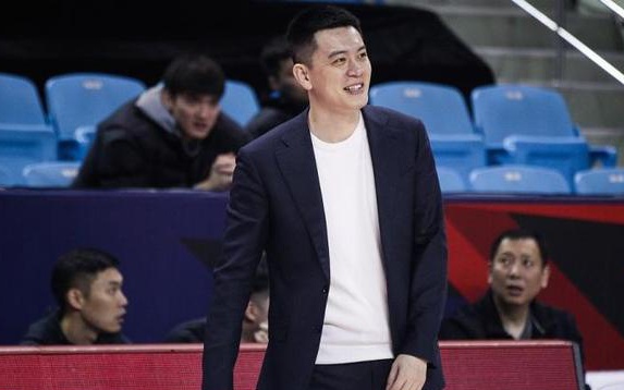篮球发明人，我们大部分跳高队员身高都在1，本场比赛阿勒泰的餐食质量较差