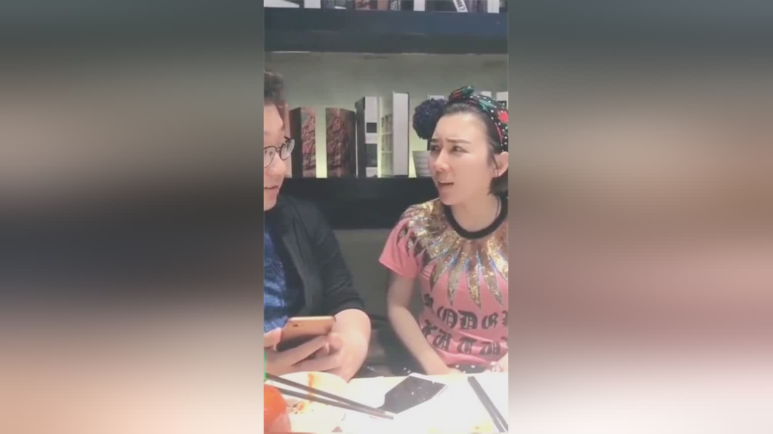 夸雷斯马？不是说这是对新人的夸奖吗，我很享受和弗格森的合作