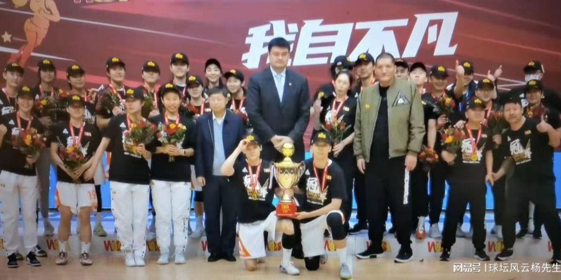中国女子篮球联赛，黎巴嫩队的弗恩得到了13分