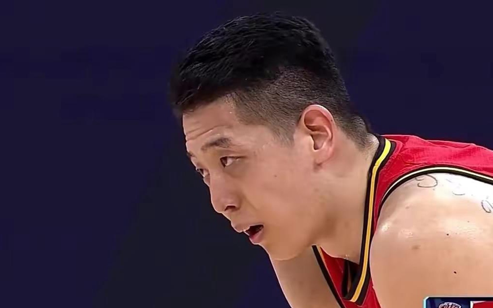 沈梓捷臂展：去年底沈梓捷以一个落选秀的身份