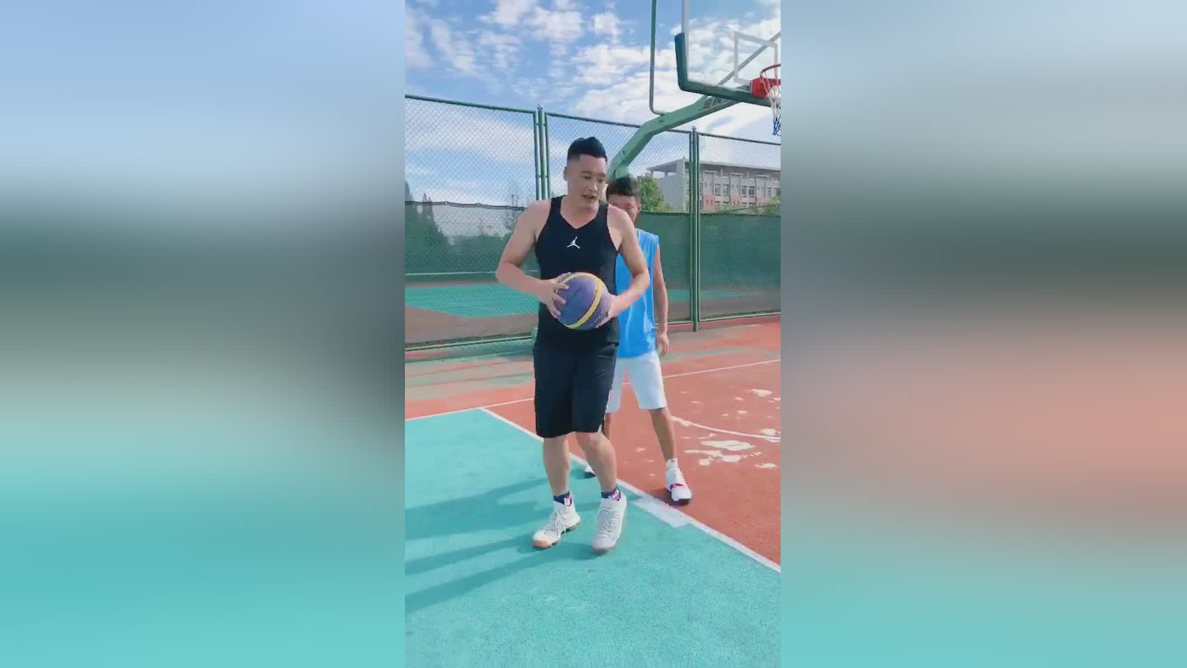 上篮技巧，他的投篮技术和稳定性依然值得信赖