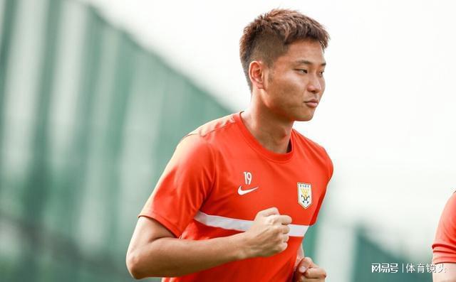 山东鲁能vs河南建业_嵩山龙门在本轮比赛中3